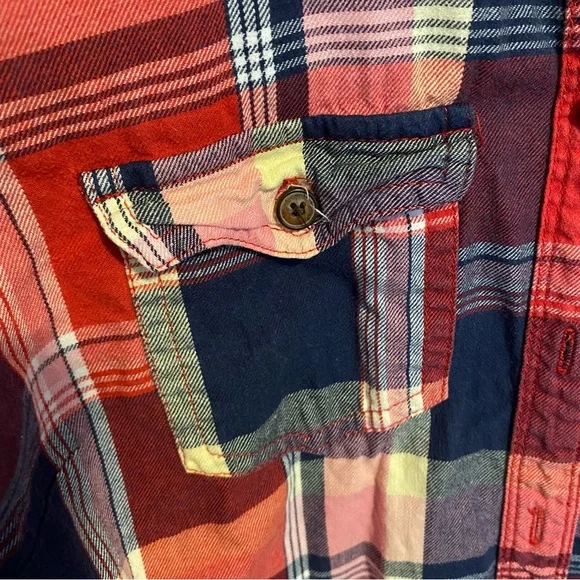 Aeropostale Red Plaid Shirt - Small - Picture 4 of 5